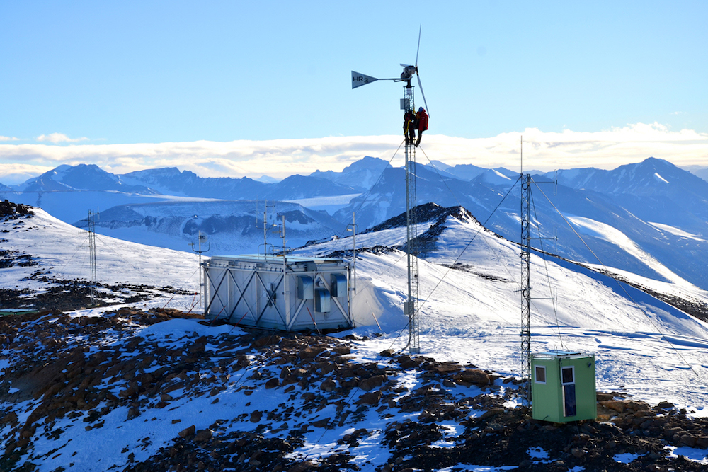 Remote sensing station